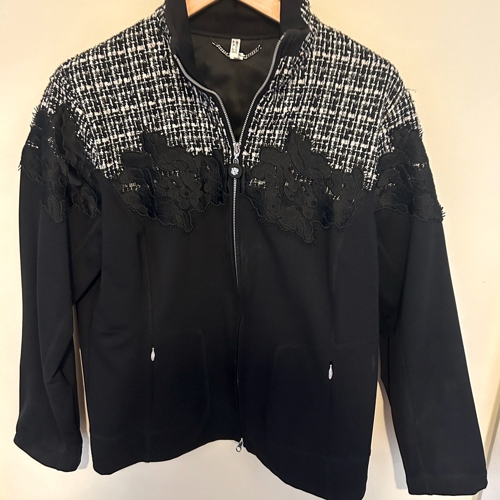 Luxe Designer Women's Western style zip Jacket